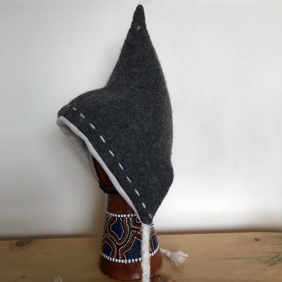 children winter hat - Picture 3 of 4